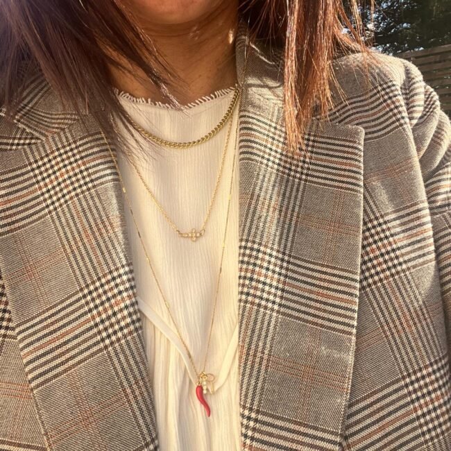 Collier piment, clé et strass